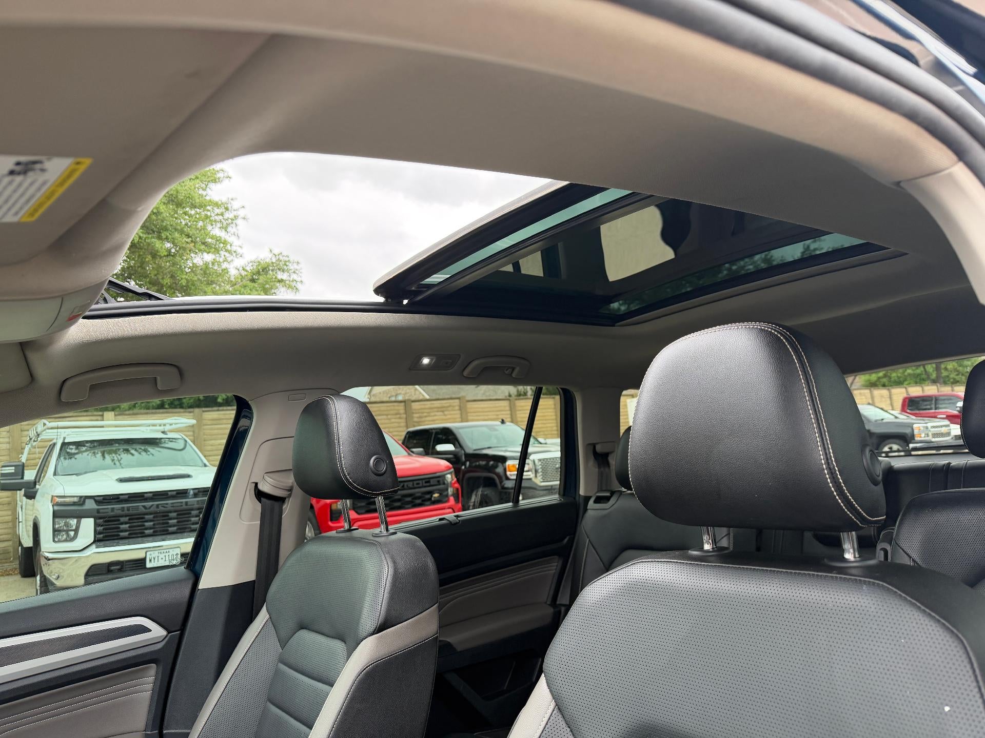 2023 Volkswagen Atlas 3.6L V6 SEL Premium R-Line 4MOTION