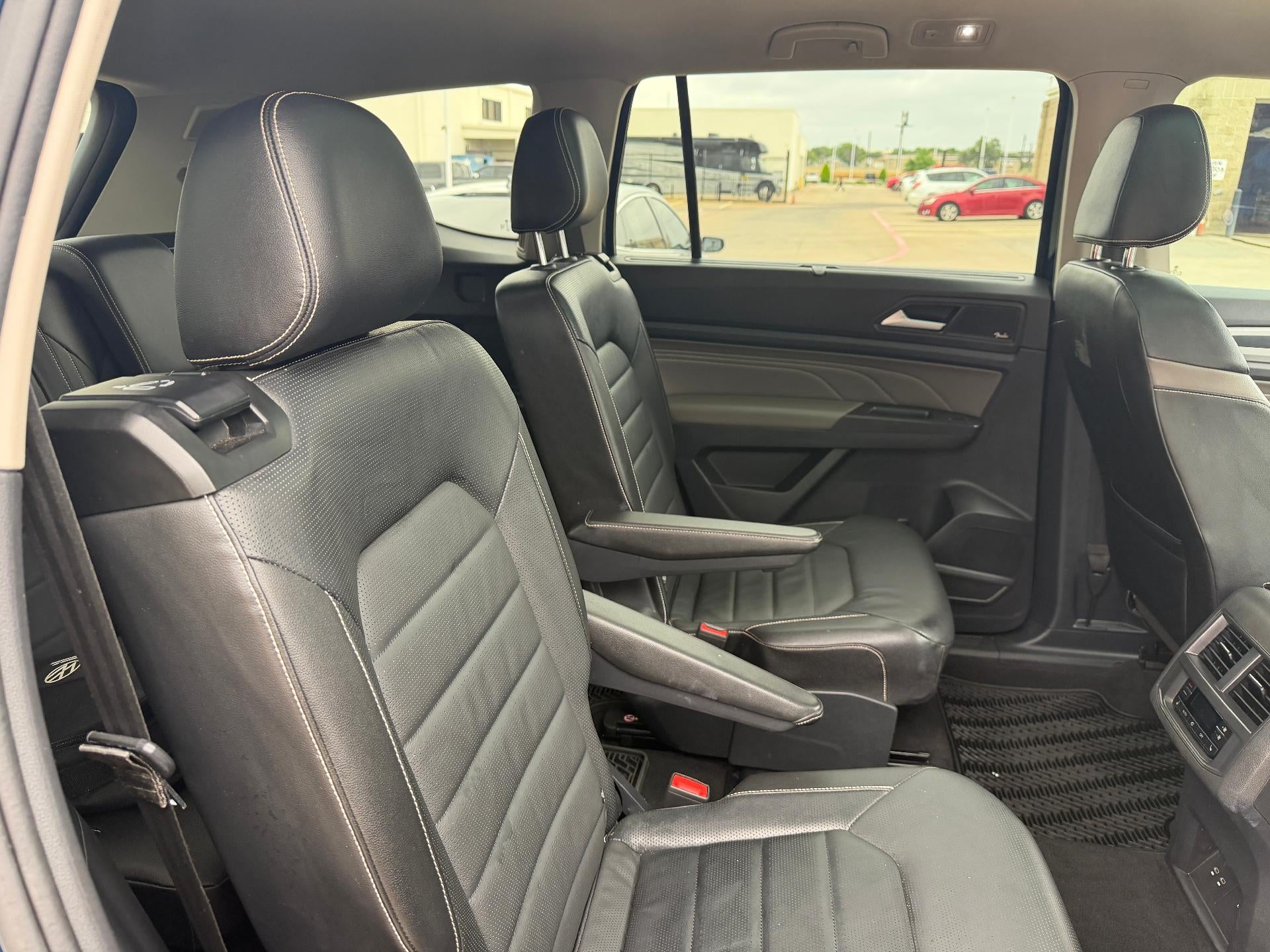 2023 Volkswagen Atlas 3.6L V6 SEL Premium R-Line 4MOTION