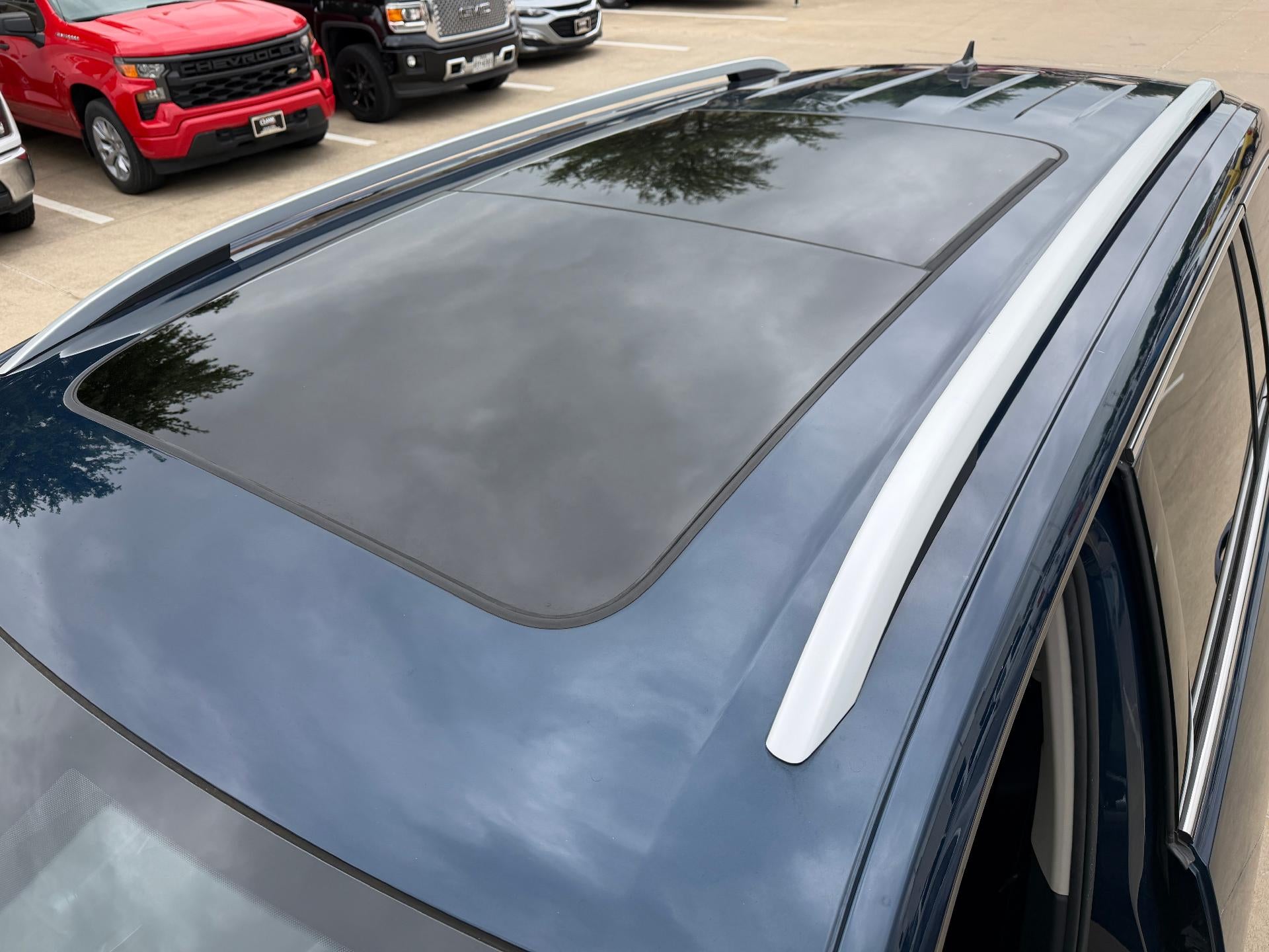 2023 Volkswagen Atlas 3.6L V6 SEL Premium R-Line 4MOTION