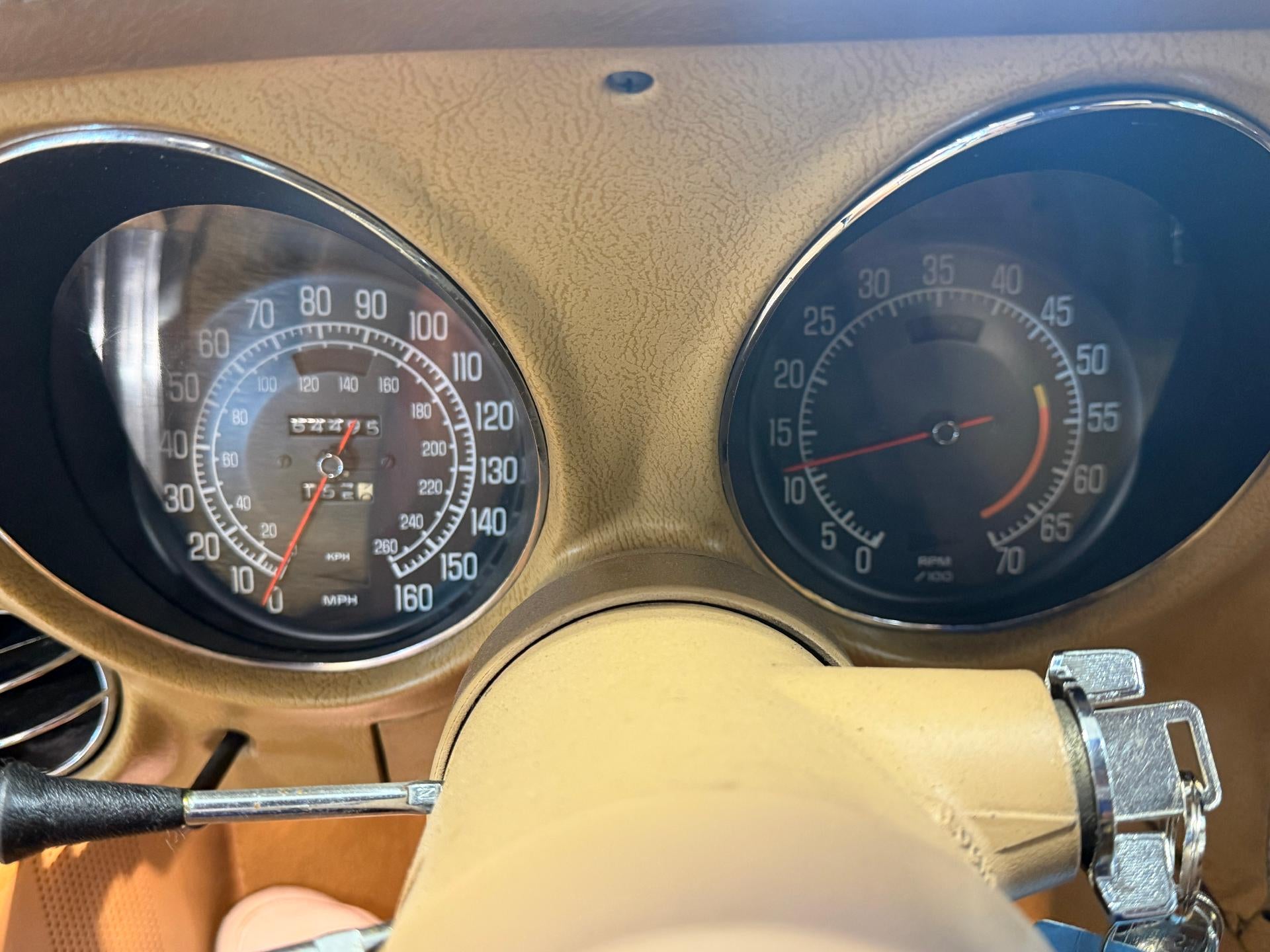 1975 Chevrolet Corvette Base