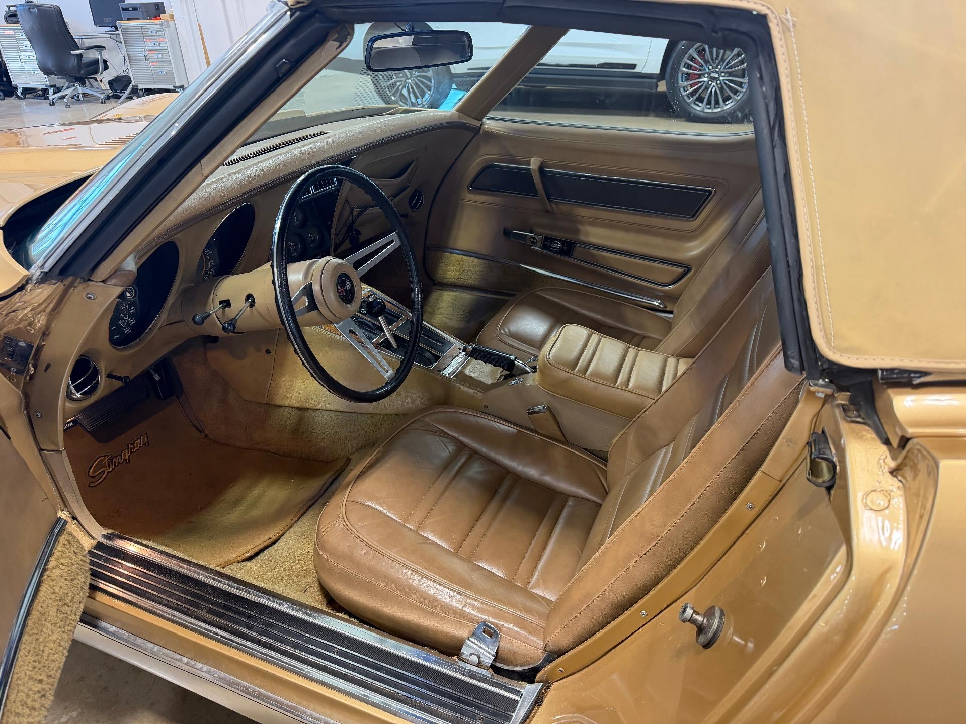 1975 Chevrolet Corvette Base