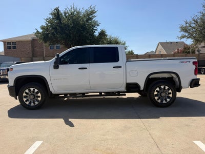 2022 Chevrolet Silverado 2500 HD Crew Cab Standard Box 4-Wheel Drive Custom
