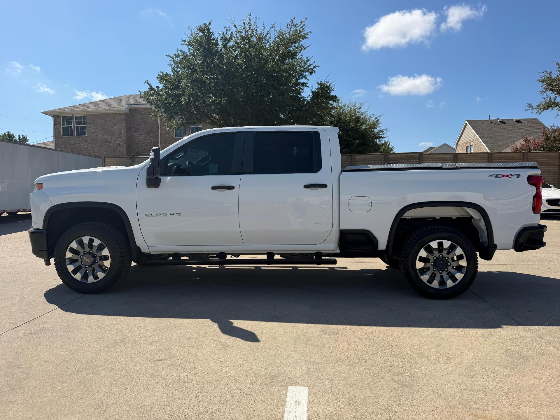 2022 Chevrolet Silverado 2500 HD Crew Cab Standard Box 4-Wheel Drive Custom