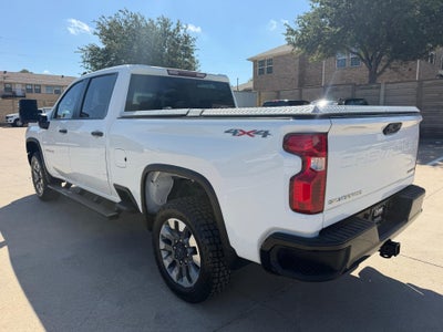 2022 Chevrolet Silverado 2500 HD Crew Cab Standard Box 4-Wheel Drive Custom