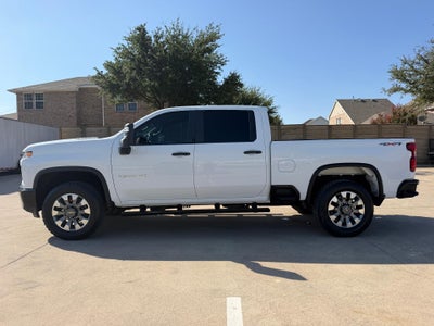 2022 Chevrolet Silverado 2500 HD Crew Cab Standard Box 4-Wheel Drive Custom