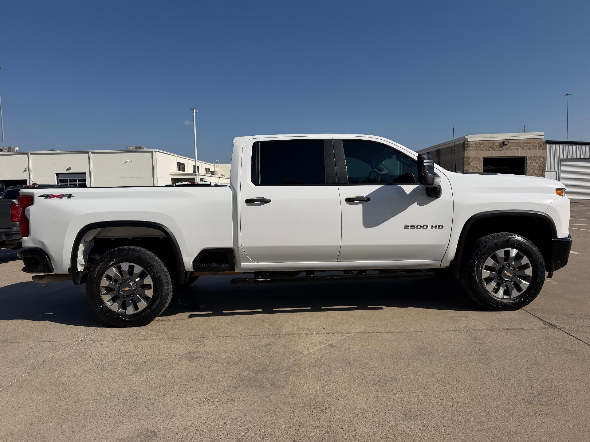 2022 Chevrolet Silverado 2500 HD Crew Cab Standard Box 4-Wheel Drive Custom
