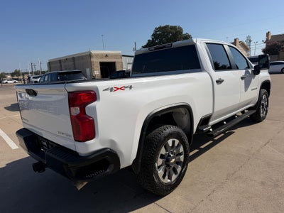 2022 Chevrolet Silverado 2500 HD Crew Cab Standard Box 4-Wheel Drive Custom