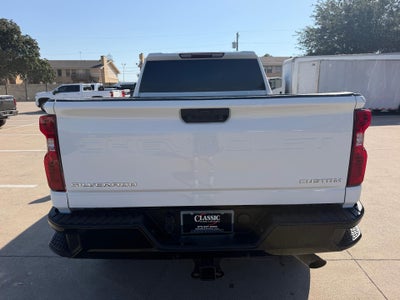 2022 Chevrolet Silverado 2500 HD Crew Cab Standard Box 4-Wheel Drive Custom