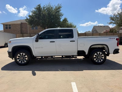 2022 Chevrolet Silverado 2500 HD Crew Cab Standard Box 4-Wheel Drive Custom