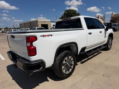 2022 Chevrolet Silverado 2500 HD Crew Cab Standard Box 4-Wheel Drive Custom