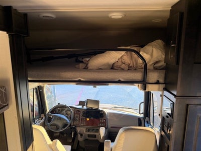 2023 DYNAMAX DX3 37TS Base