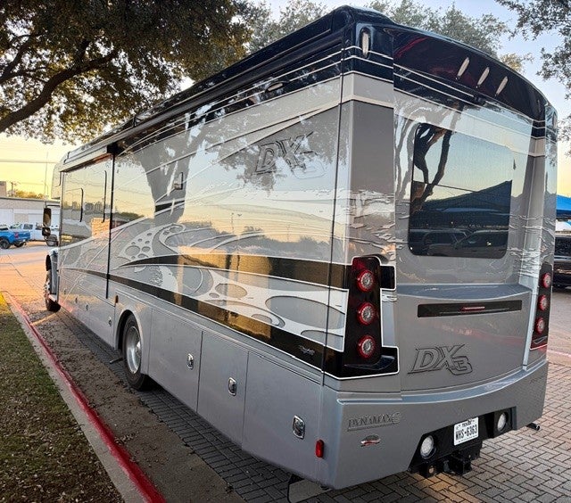 2023 DYNAMAX DX3 37TS Base
