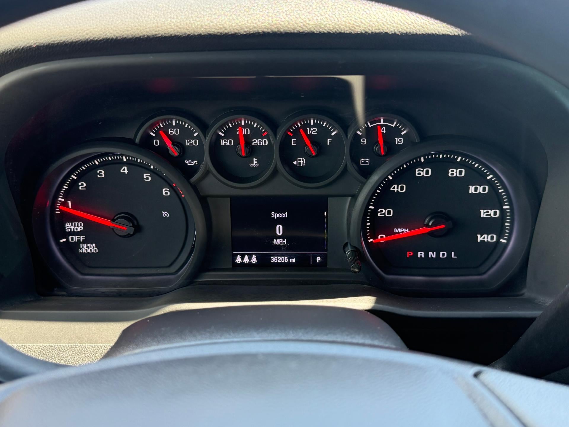 2025 Chevrolet Silverado 1500 Crew Cab Short Box 2-Wheel Drive Custom