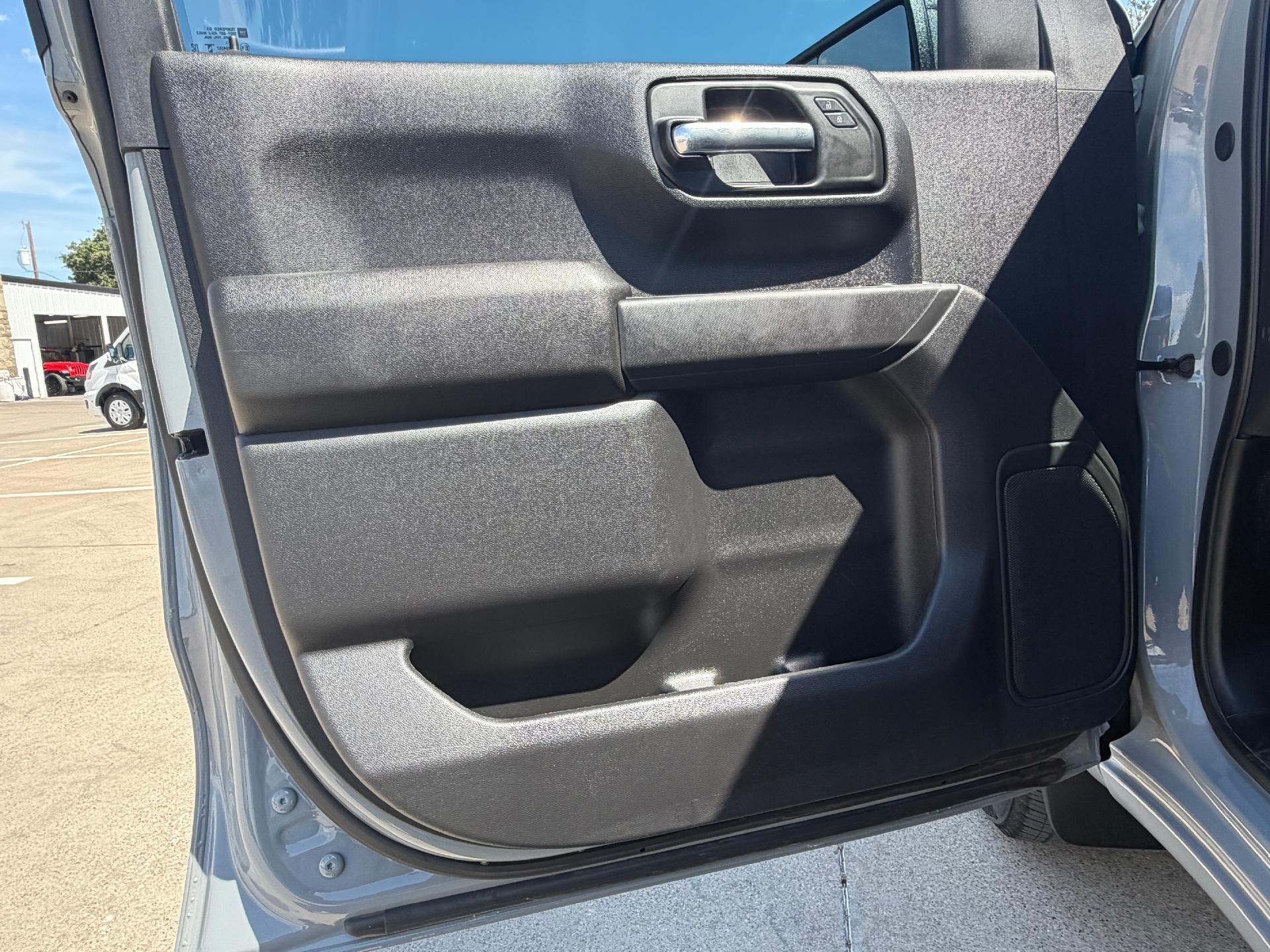 2025 Chevrolet Silverado 1500 Crew Cab Short Box 2-Wheel Drive Custom