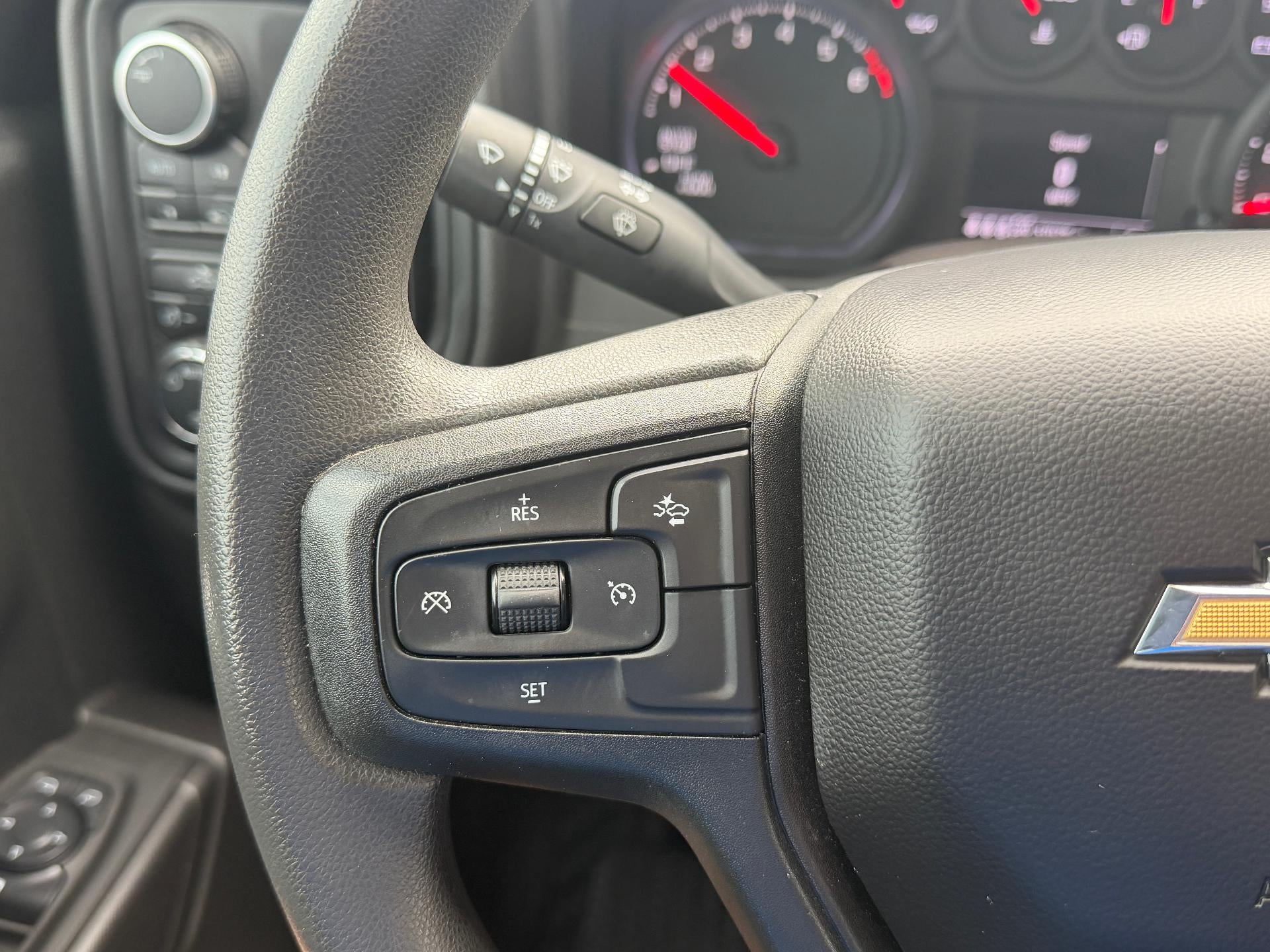 2025 Chevrolet Silverado 1500 Crew Cab Short Box 4-Wheel Drive Custom