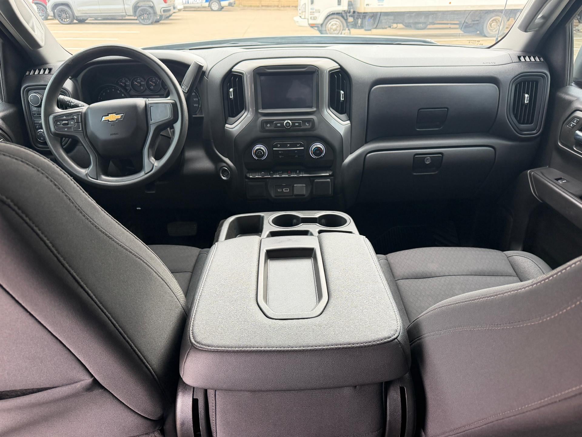 2025 Chevrolet Silverado 1500 Crew Cab Short Box 4-Wheel Drive Custom