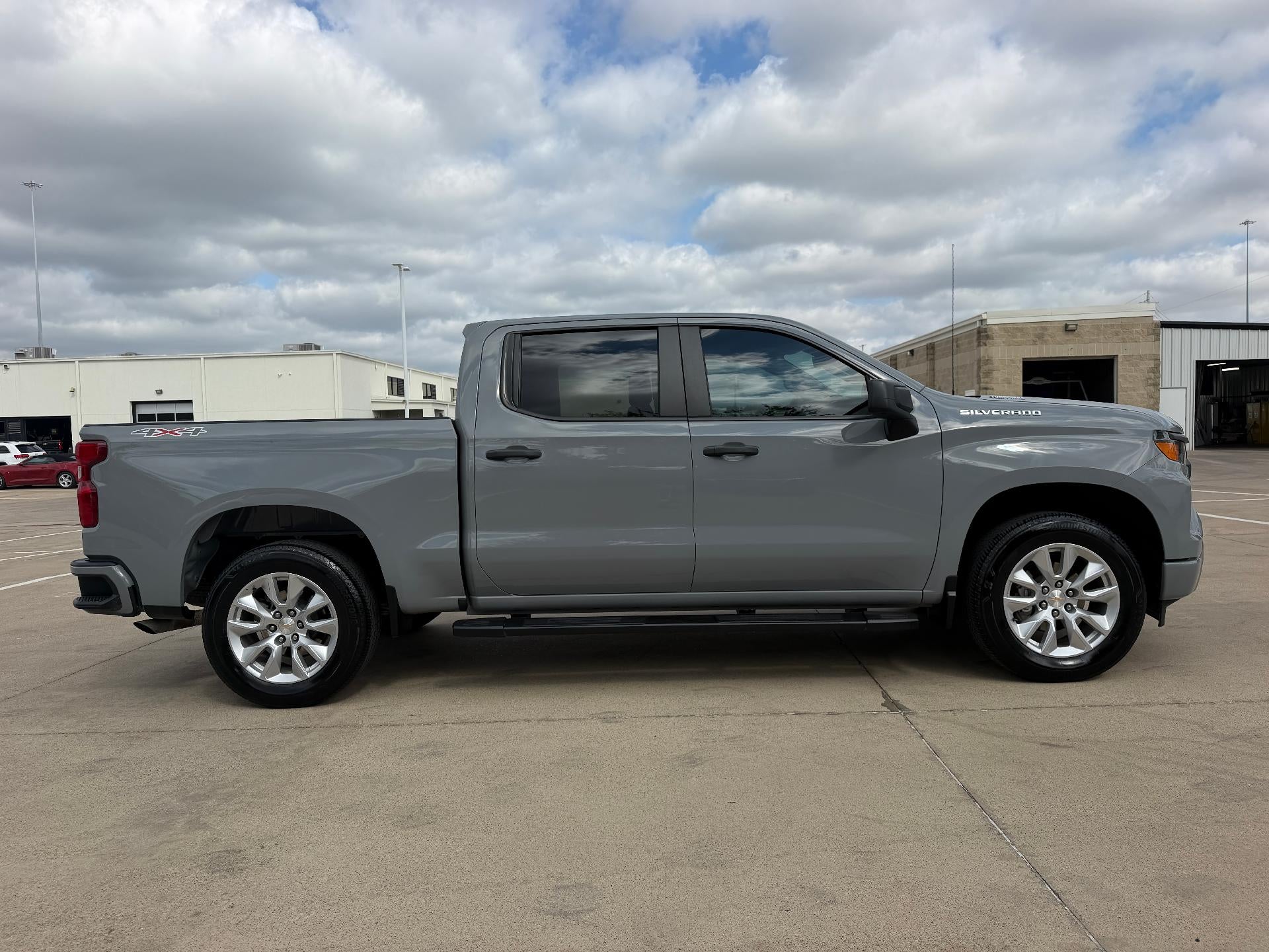 2025 Chevrolet Silverado 1500 Crew Cab Short Box 4-Wheel Drive Custom