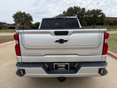 2021 Chevrolet Silverado 1500 Crew Cab Short Box 2-Wheel Drive Custom