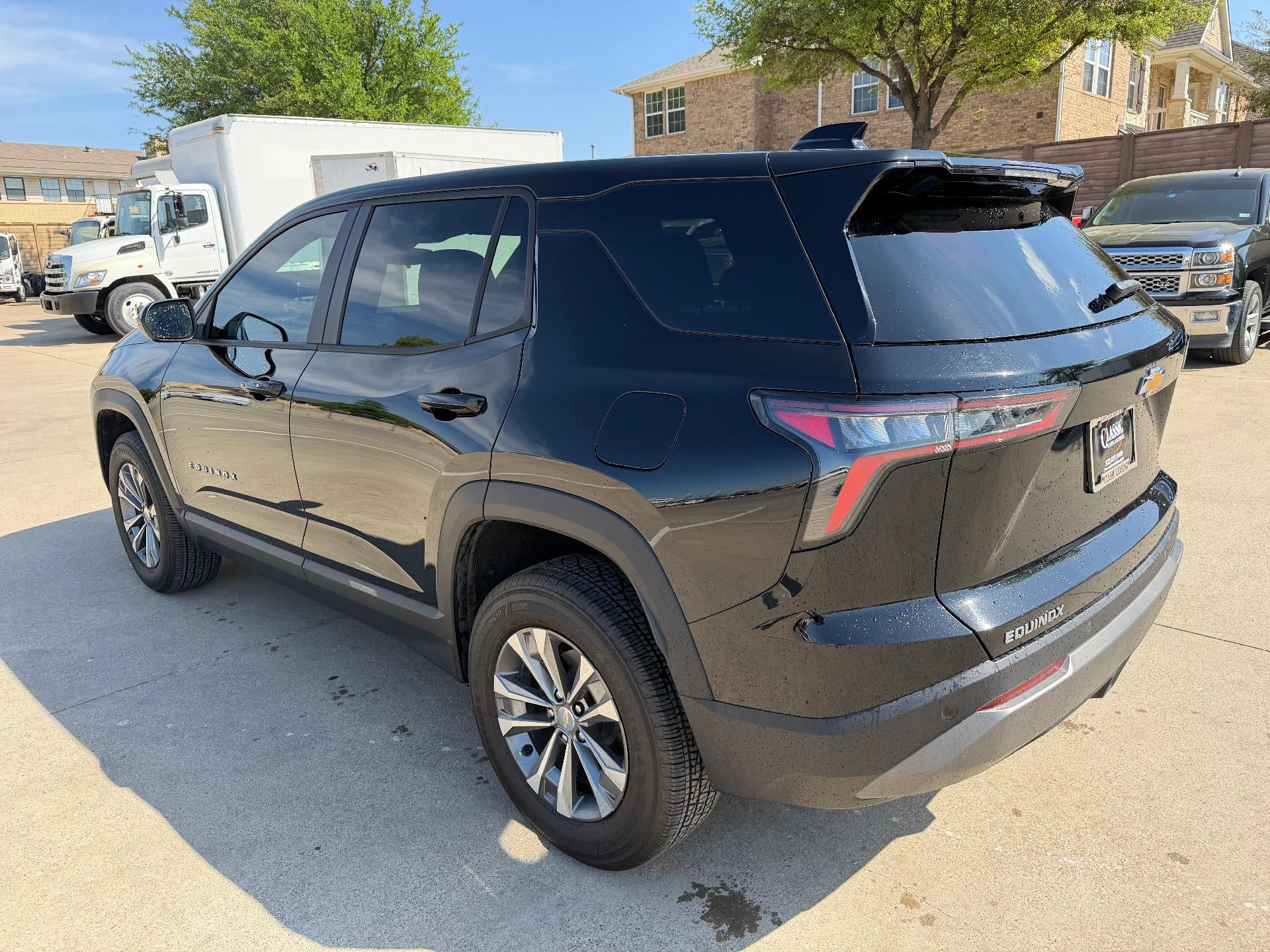 2025 Chevrolet Equinox FWD LT