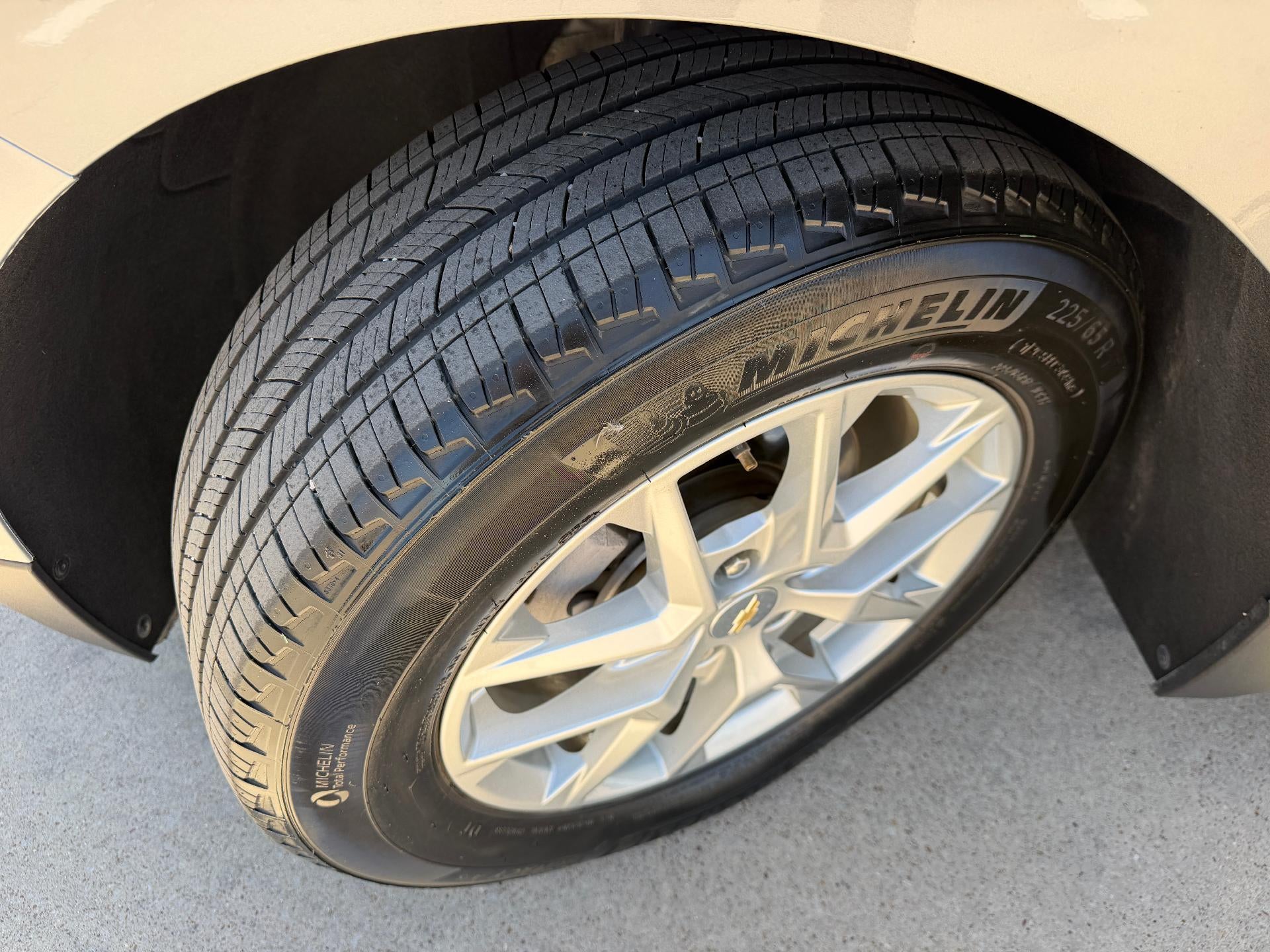 2023 Chevrolet Equinox FWD 4dr LS w/1LS