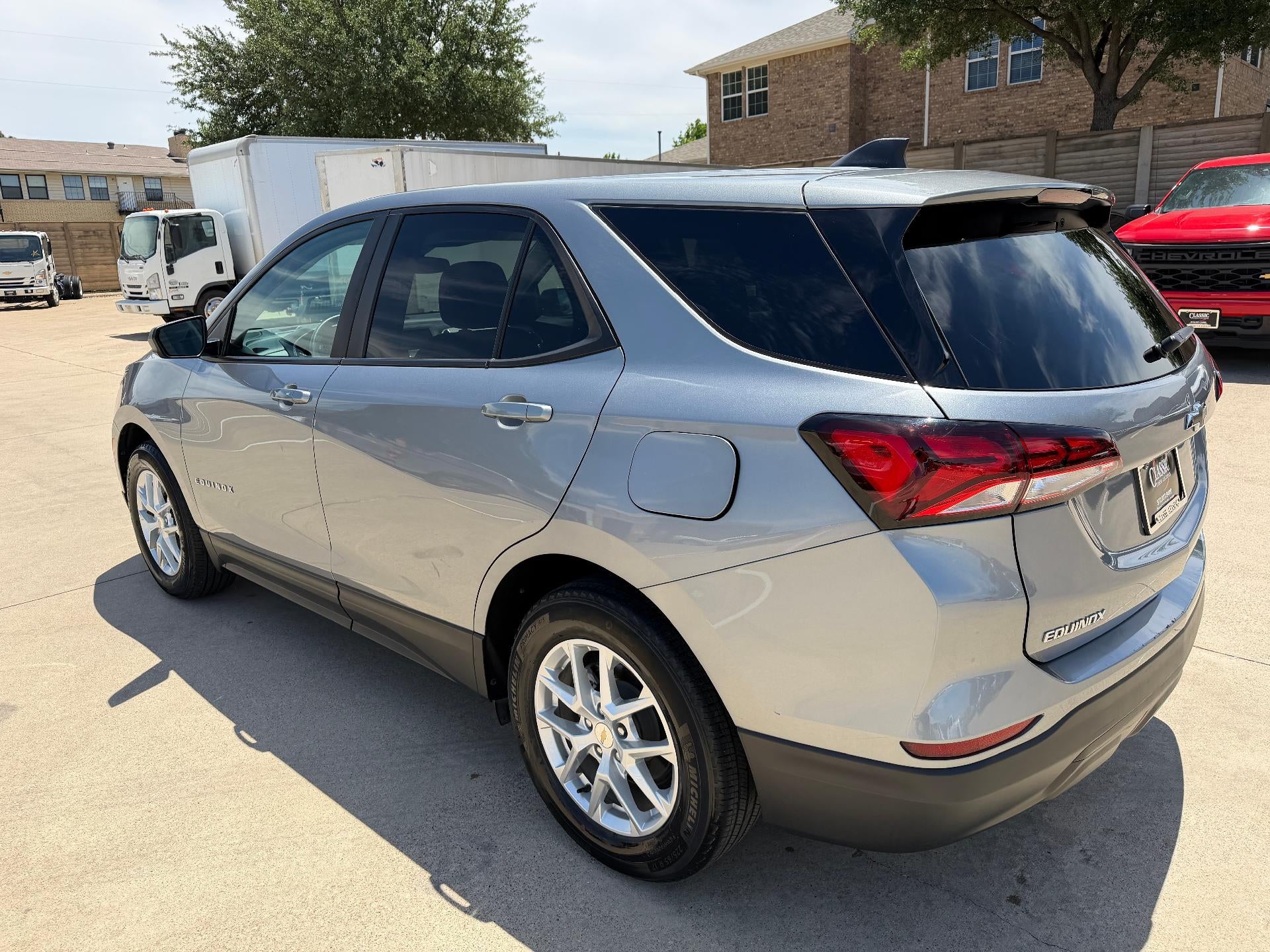 2023 Chevrolet Equinox FWD 4dr LS w/1LS