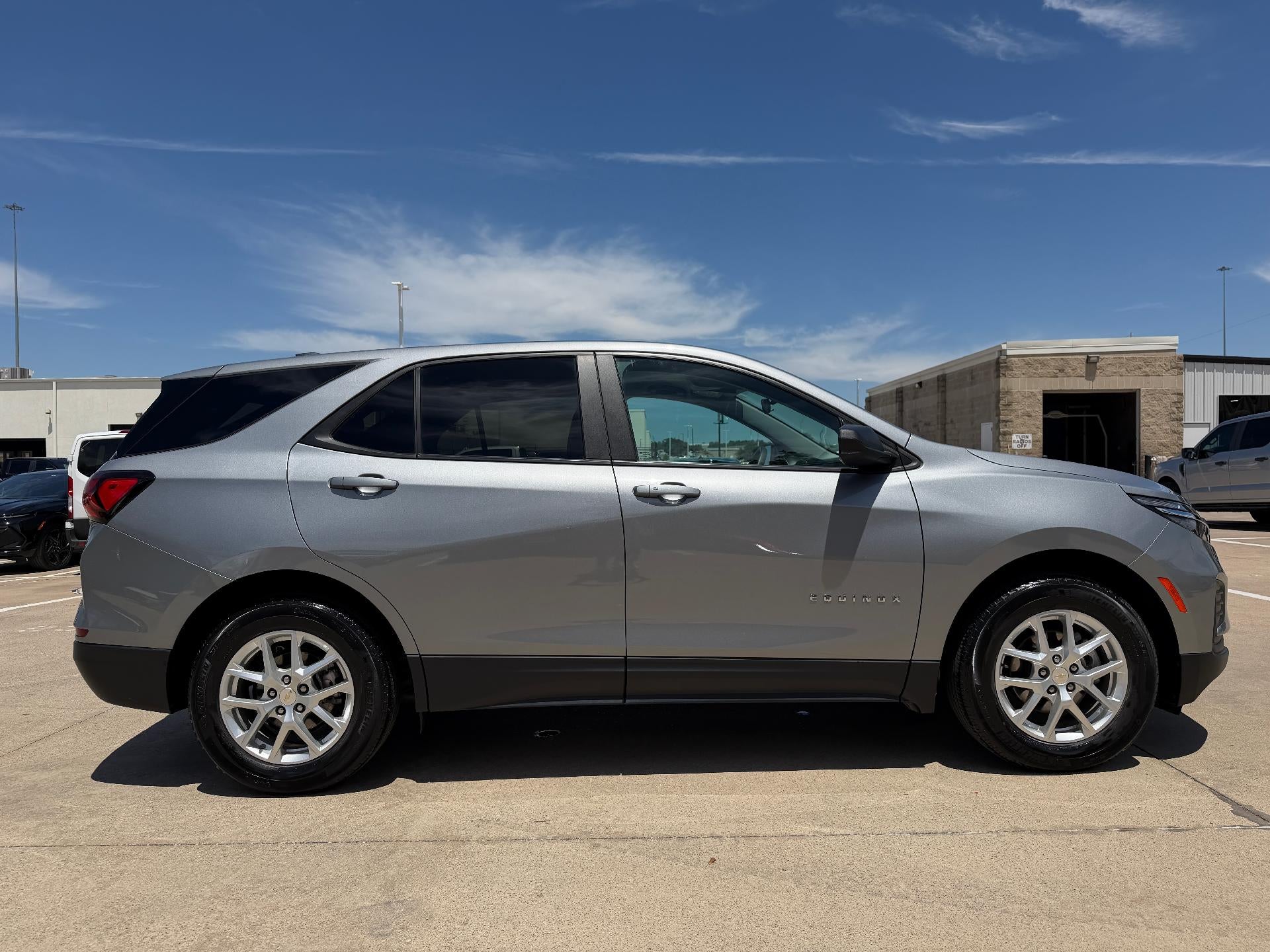 2023 Chevrolet Equinox FWD 4dr LS w/1LS