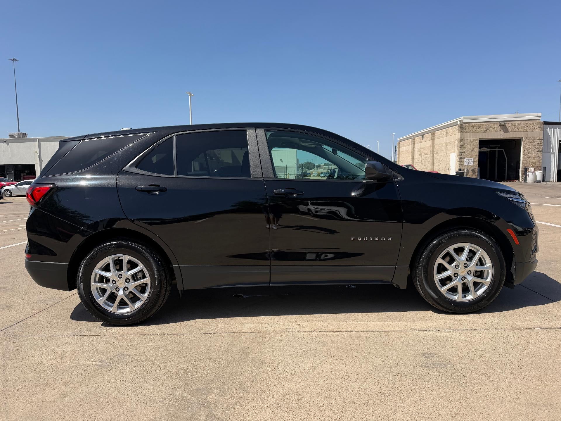 2023 Chevrolet Equinox FWD 4dr LS w/1LS