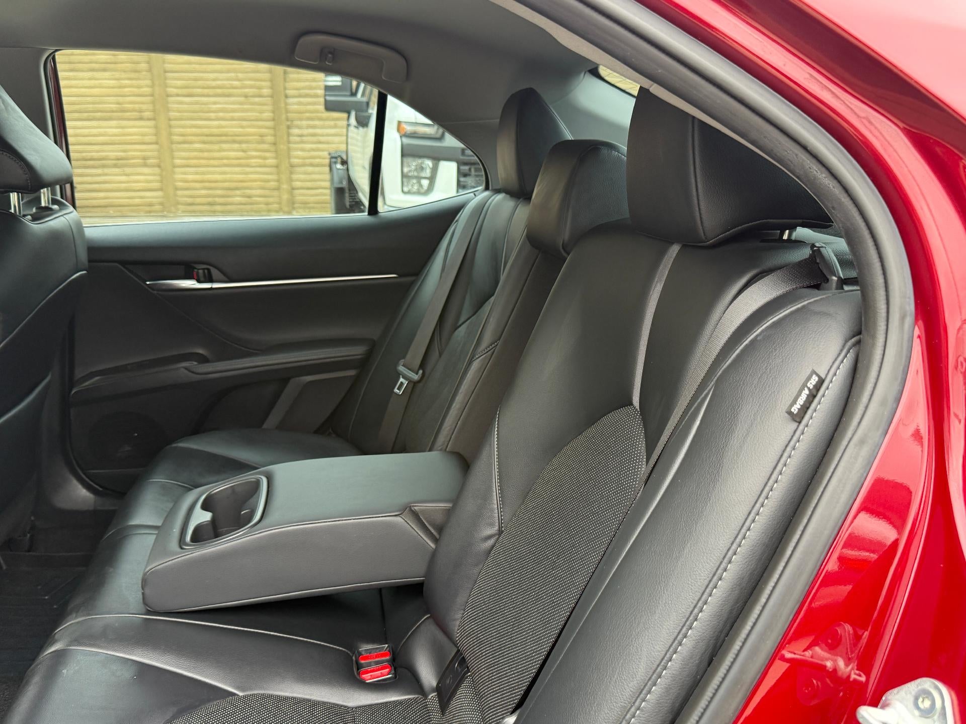 2022 Toyota Camry XLE HYBRID