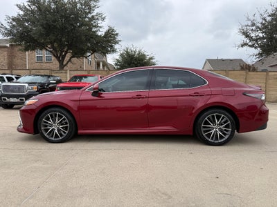 2022 Toyota Camry XLE HYBRID
