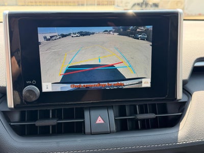 2025 Toyota RAV4 Hybrid LE AWD (Natl)