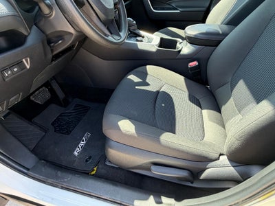 2025 Toyota RAV4 Hybrid LE AWD (Natl)