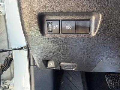 2025 Toyota RAV4 Hybrid LE AWD (Natl)