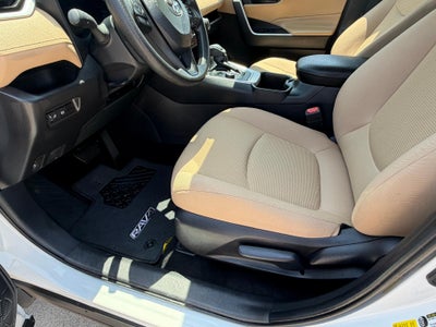 2025 Toyota RAV4 Hybrid LE AWD (Natl)