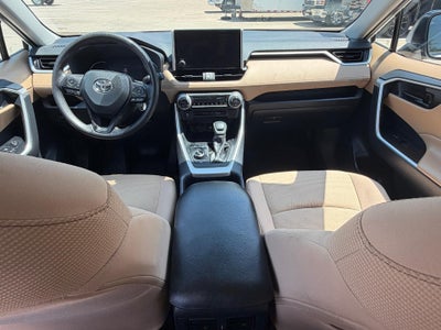2025 Toyota RAV4 Hybrid LE AWD (Natl)