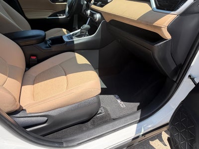 2025 Toyota RAV4 Hybrid LE AWD (Natl)