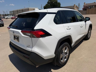 2025 Toyota RAV4 Hybrid LE AWD (Natl)