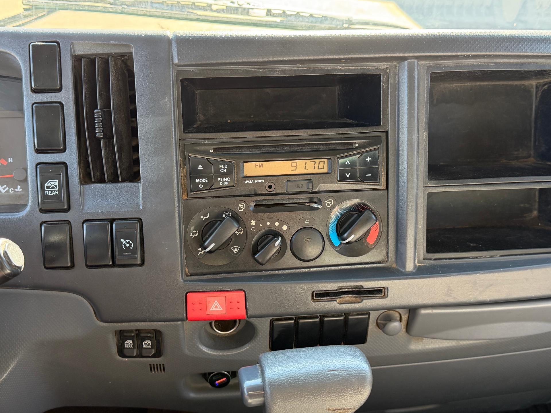 2017 Isuzu NPR/ NPR-HD Base