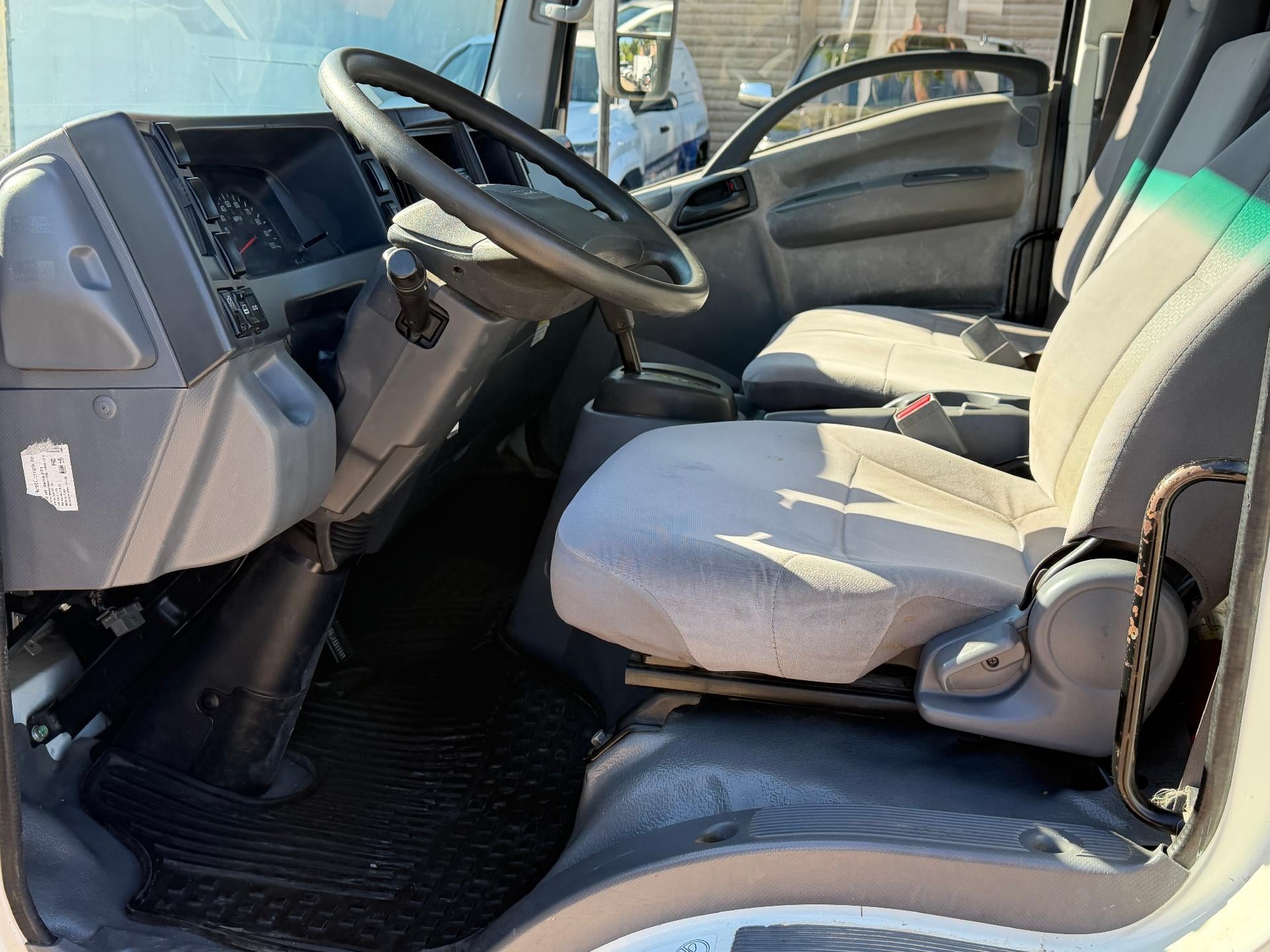 2017 Isuzu NPR/ NPR-HD Base