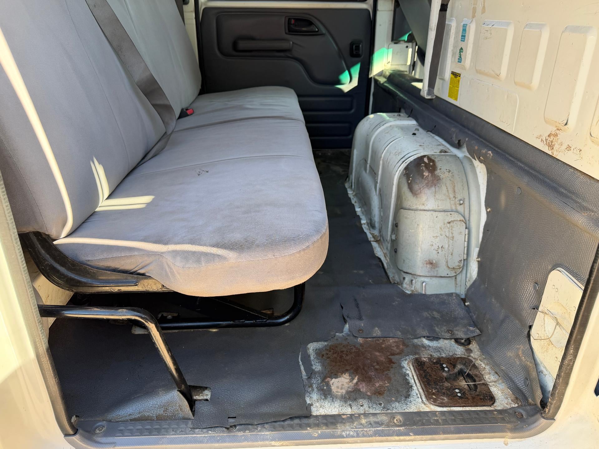 2017 Isuzu NPR/ NPR-HD Base