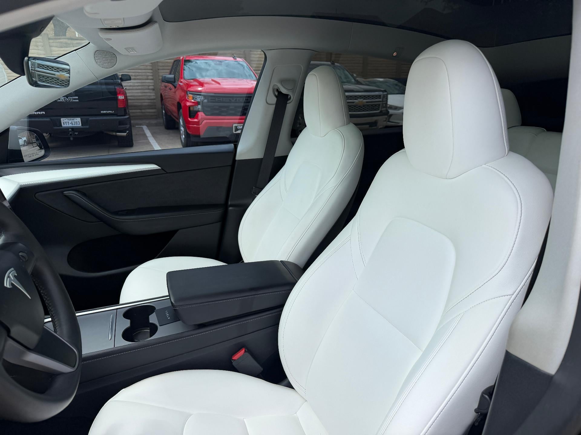 2024 Tesla Model Y Long Range AWD