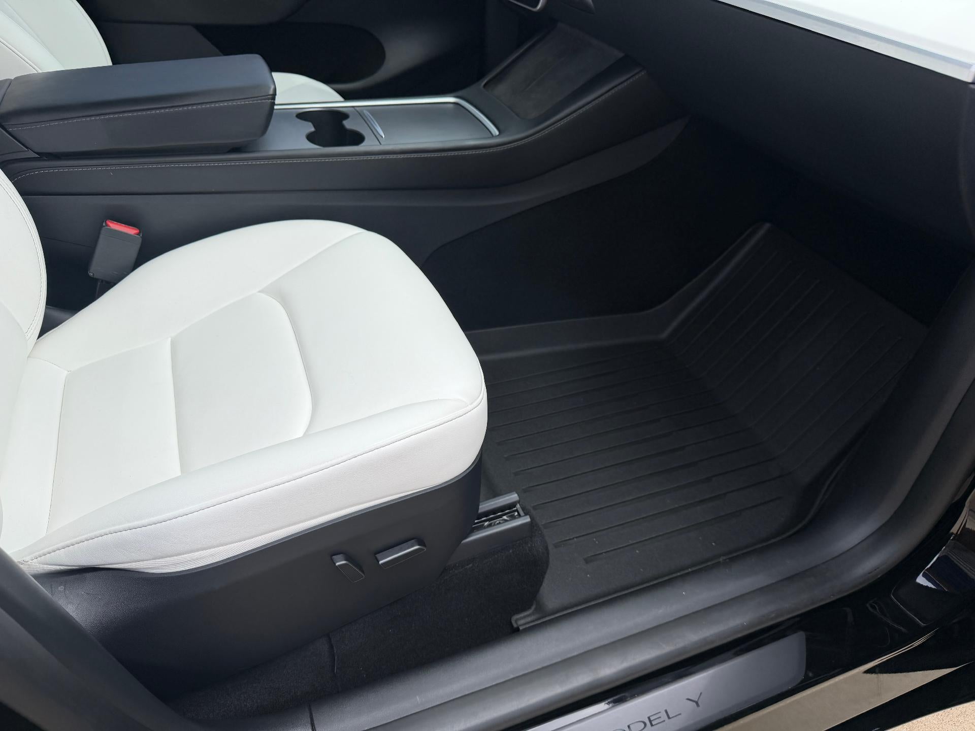 2024 Tesla Model Y Long Range AWD