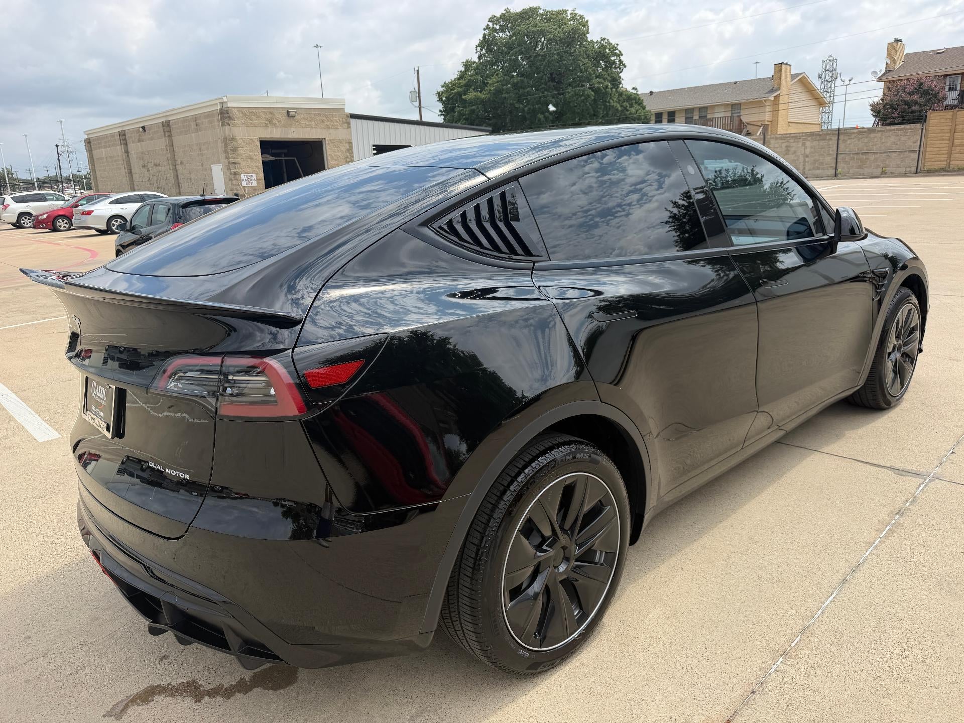 2024 Tesla Model Y Long Range AWD