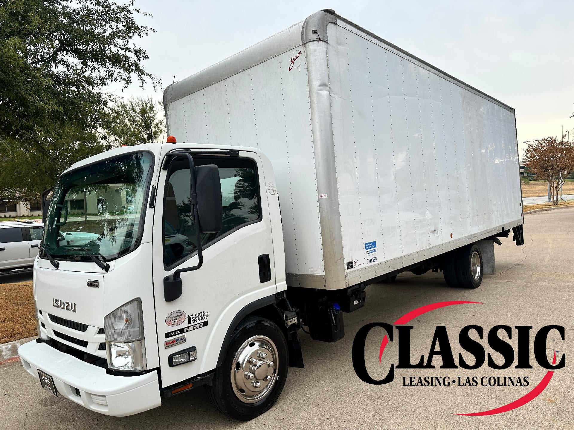 2016 Isuzu NRR DSL REG AT Base