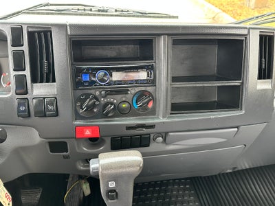 2016 Isuzu NRR DSL REG AT Base