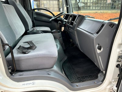 2016 Isuzu NRR DSL REG AT Base