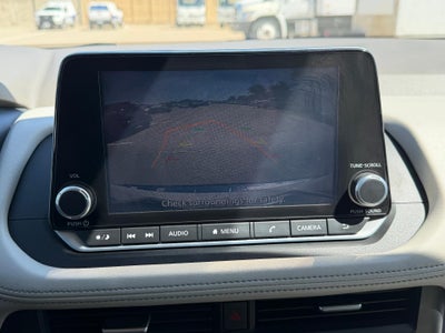 2023 Nissan Rogue FWD SV *Ltd Avail*