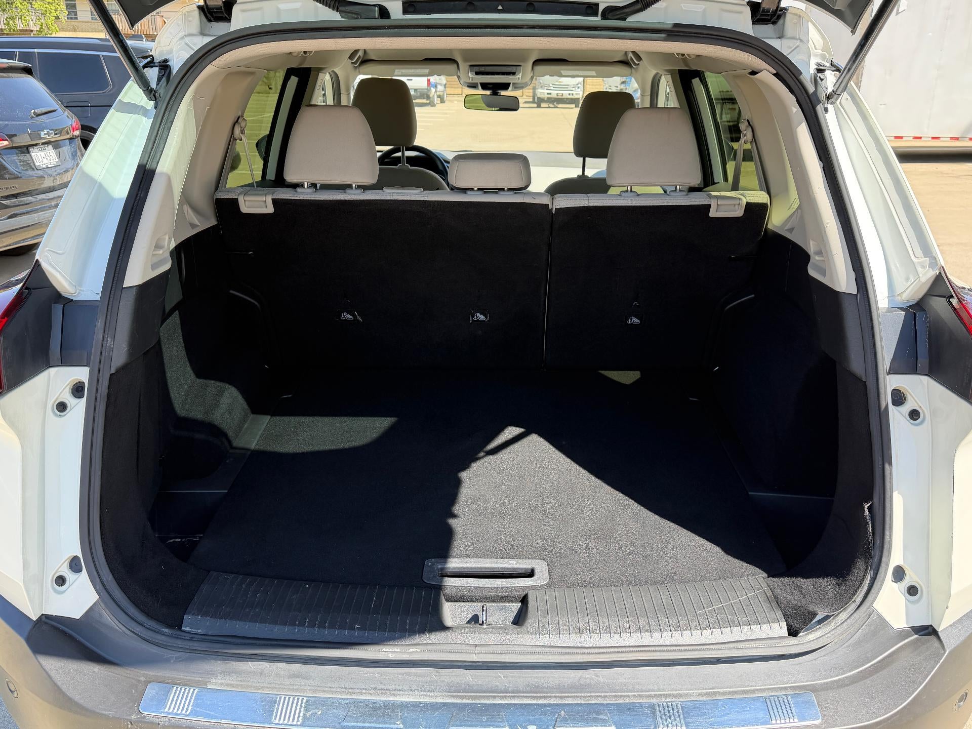 2023 Nissan Rogue FWD SV *Ltd Avail*