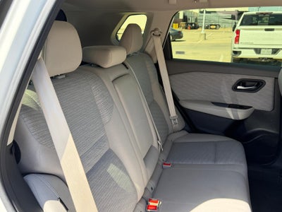 2023 Nissan Rogue FWD SV *Ltd Avail*