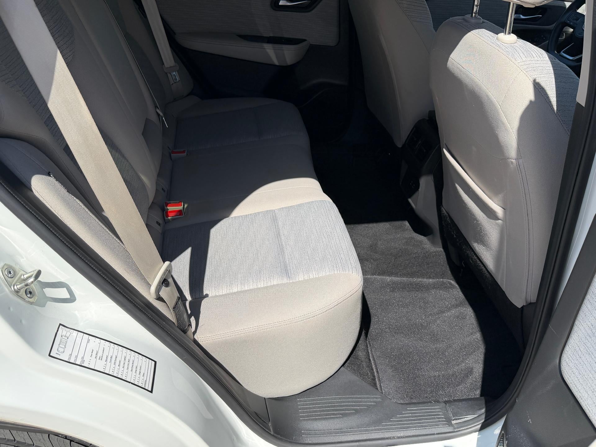 2023 Nissan Rogue FWD SV *Ltd Avail*