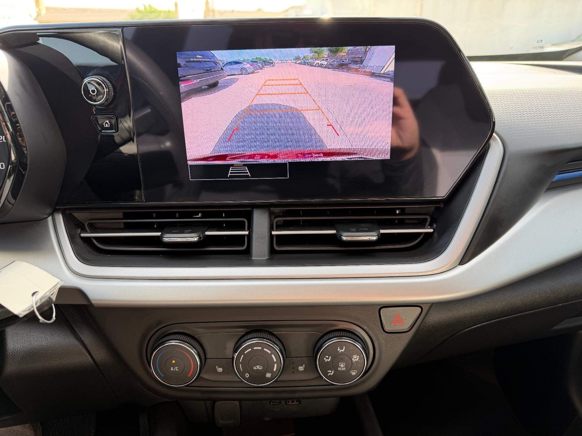 2024 Chevrolet Trax FWD 4dr LS